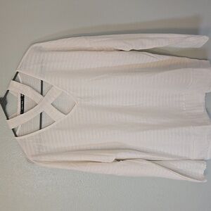 Doe & Rae | White Criss Cross Neck Long Sleeve Top NWT
